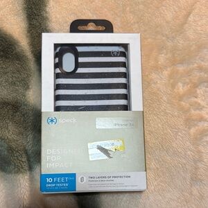 NWT Speck Black and White iPhone XR Case